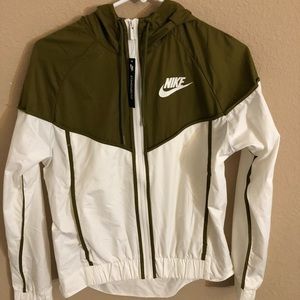 Nike Women Full Zip Running Jacket